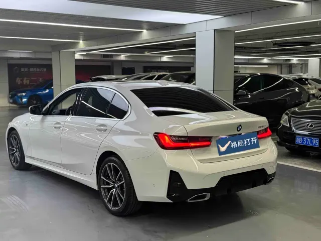 BMW 3 Series — Фото автомобиля 9