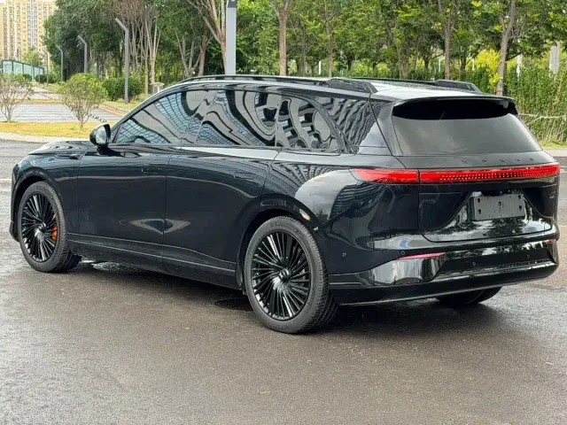 Xpeng G9 — Фото автомобиля 4