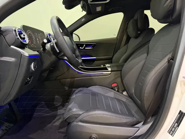 Mercedes-Benz C-Class — Фото автомобиля 6