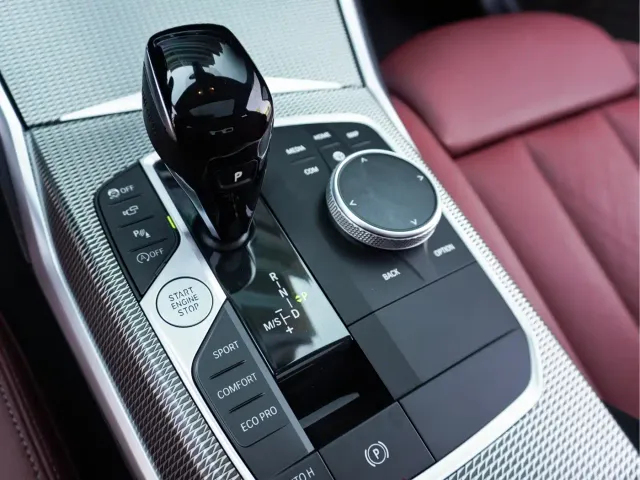 BMW 3 Series — Фото автомобиля 12