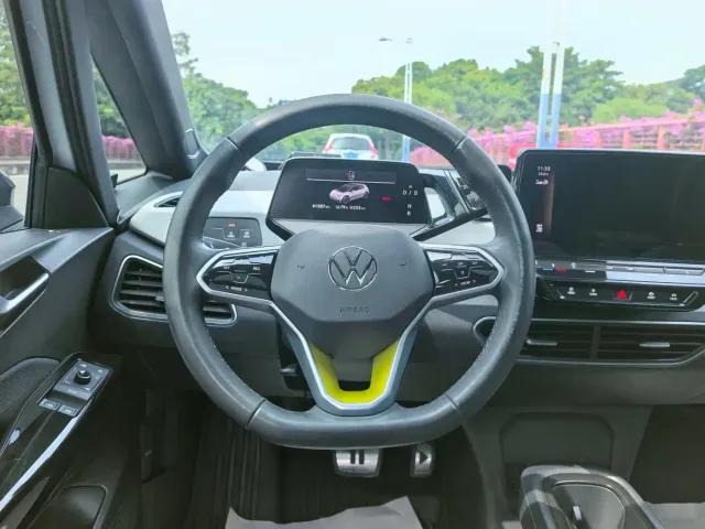 Volkswagen ID.3 — Фото автомобиля 8