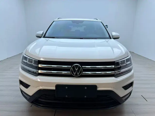 Volkswagen Tharu — Фото автомобиля 3