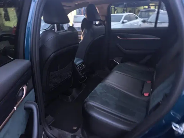 Geely Xingyue L 2021 2.0TD DCT EVO FWD Intelligent Premium Edition — Фото автомобиля 12