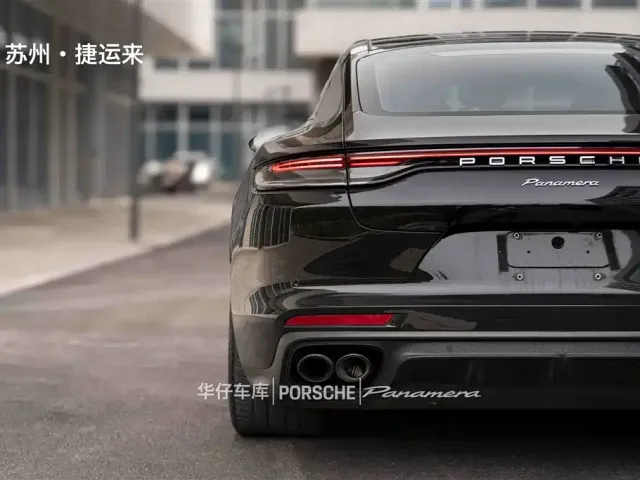 Porsche Panamera — Фото автомобиля 6