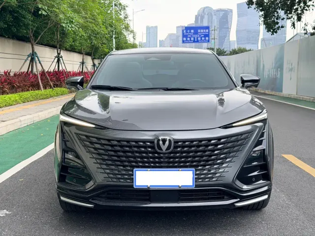 Changan UNI-T — Фото автомобиля 2