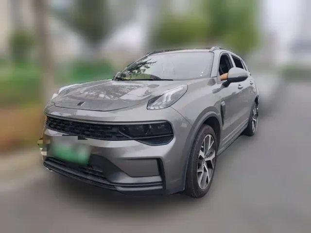 Lynk & Co 01 EM-P — Фото автомобиля 2