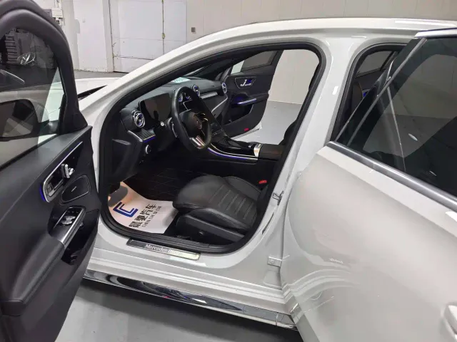 Mercedes-Benz C-Class — Фото автомобиля 14
