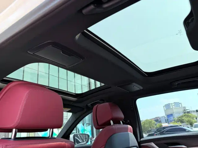 BMW 5 Series — Фото автомобиля 20