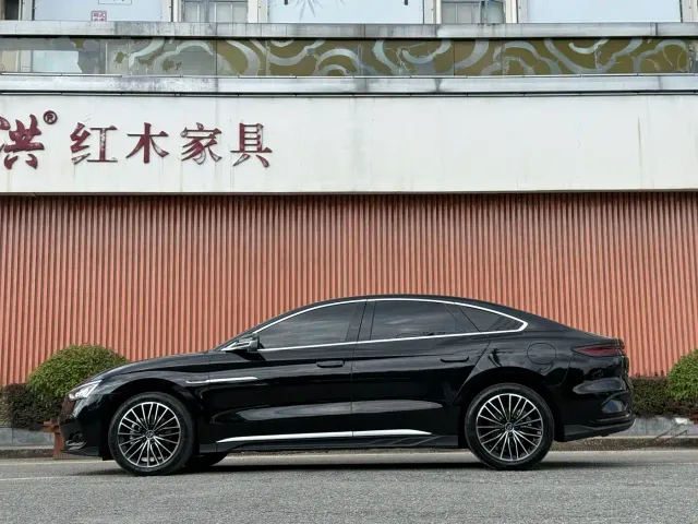 BYD Han — Фото автомобиля 3