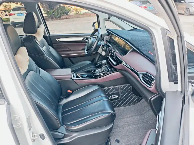GAC Trumpchi M6 — Фото автомобиля 6