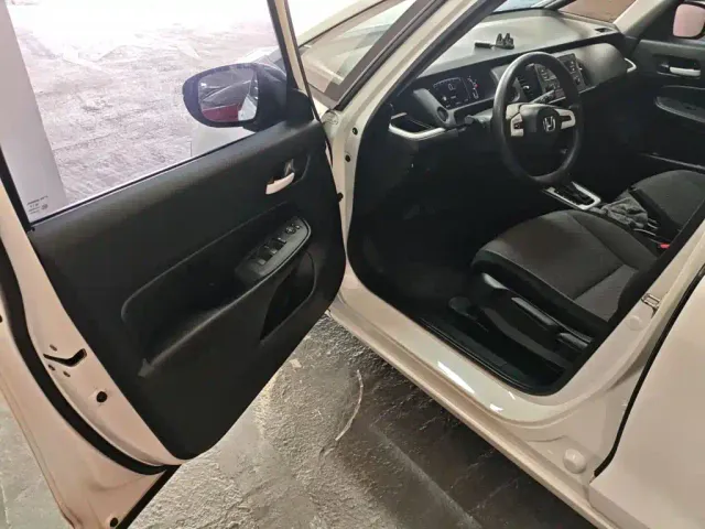 Honda Fit — Фото автомобиля 11