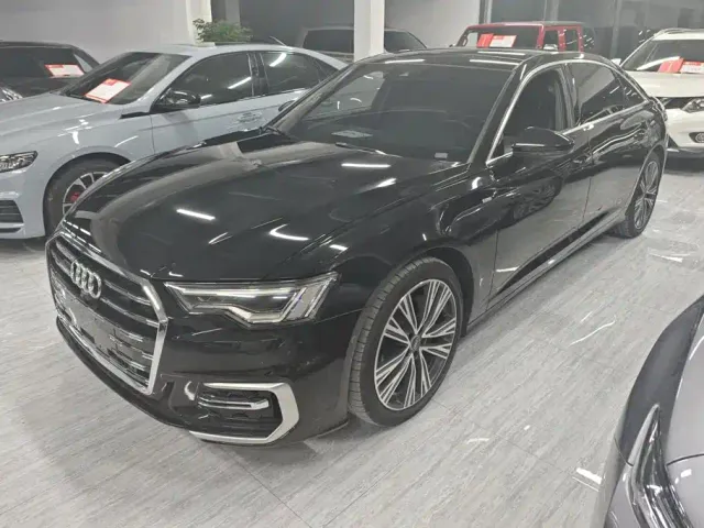 Фотография автомобиля — Audi A6L