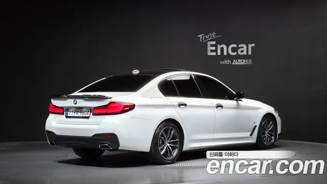 BMW 5 Series G30 — Фото автомобиля 2