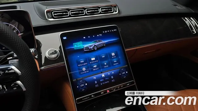 Mercedes-Benz S-Class — Фото автомобиля 15