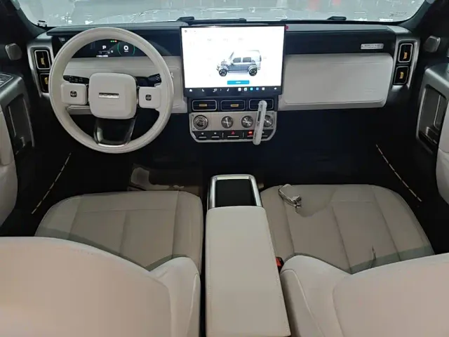 iCAR V23 — Фото автомобиля 9