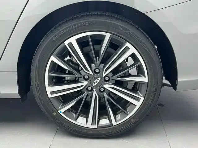 Chery Arrizo 8 — Фото автомобиля 18