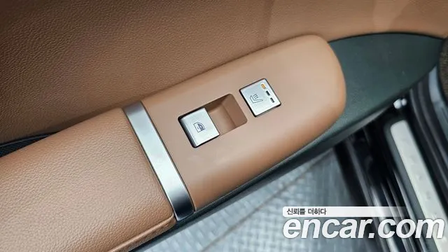 Hyundai Grandeur GN7 — Фото автомобиля 26