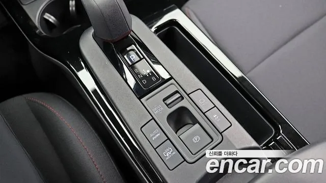 Toyota Prius Generation 5 — Фото автомобиля 9