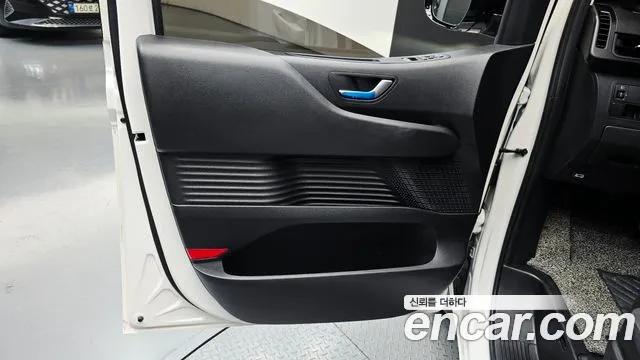 Hyundai Staria — Фото автомобиля 13