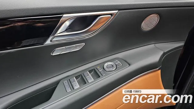 Genesis GV80 2.5T Бензин AWD — Фото автомобиля 26