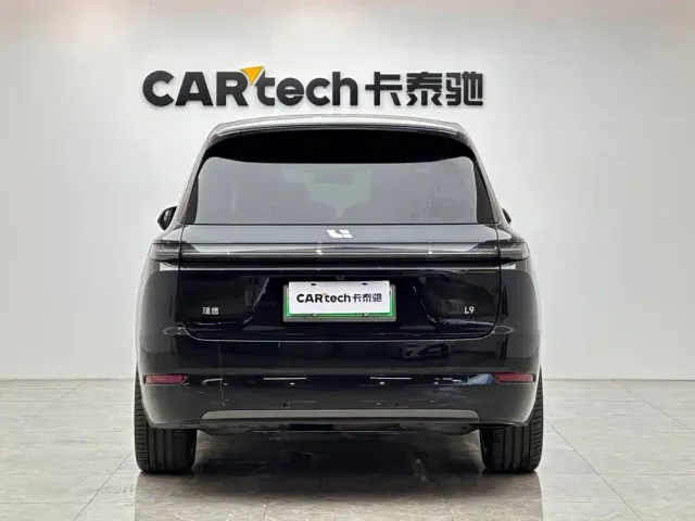 Li Auto L9 — Фото автомобиля 4