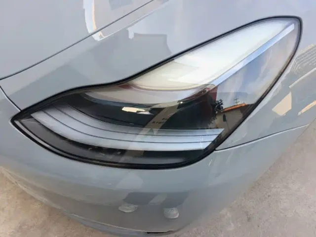 Tesla Model Y — Фото автомобиля 23