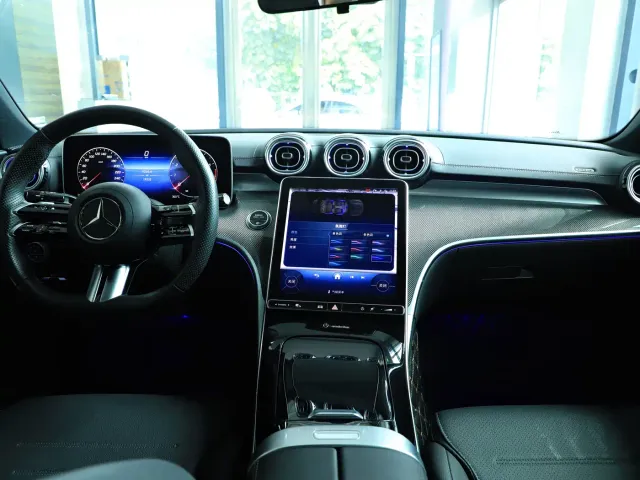 Mercedes-Benz C-Class — Фото автомобиля 12