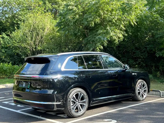 Aito M7 — Фото автомобиля 17