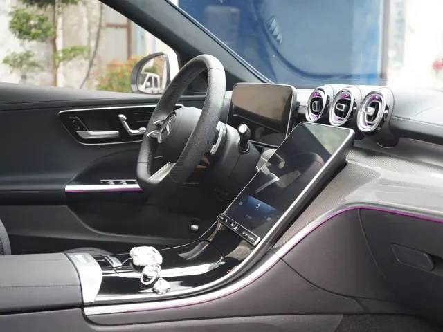 Mercedes-Benz C-Class — Фото автомобиля 10