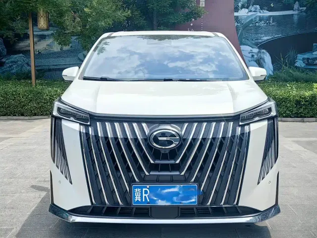 GAC Trumpchi M8 — Фото автомобиля 3
