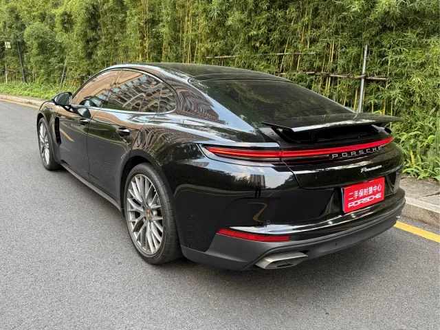 Porsche Panamera — Фото автомобиля 4