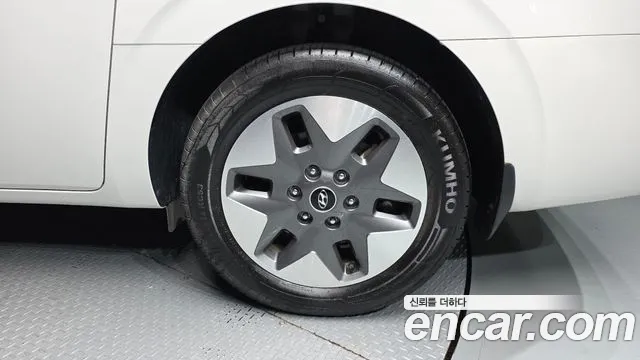 Hyundai Staria — Фото автомобиля 6