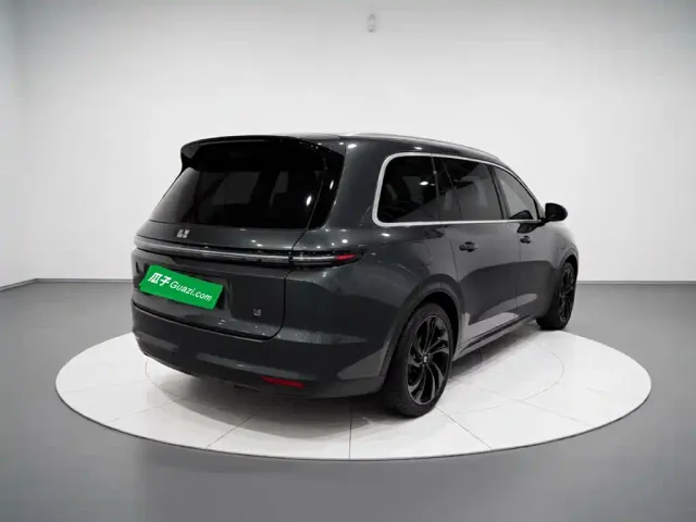 Li Auto L9 — Фото автомобиля 4
