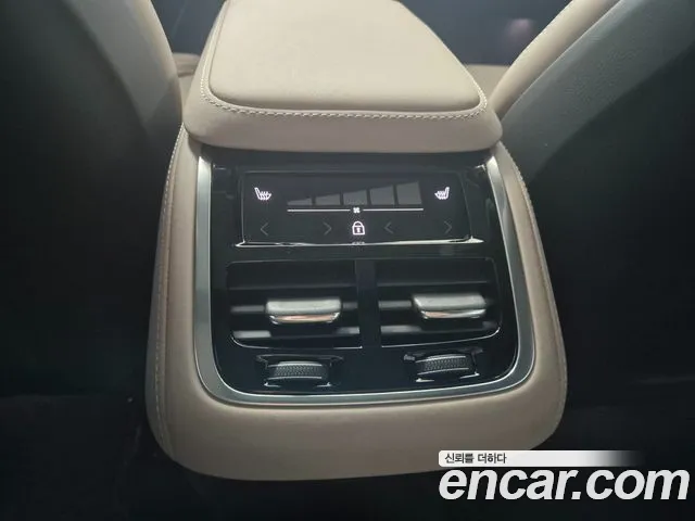 Volvo XC90 Generation 2 — Фото автомобиля 15