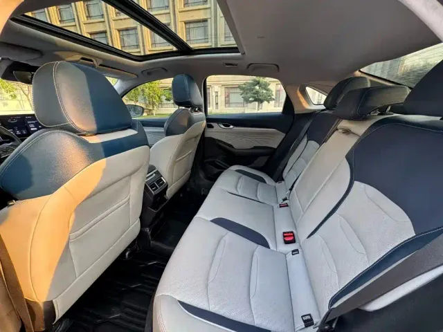 Geely Xingrui — Фото автомобиля 14