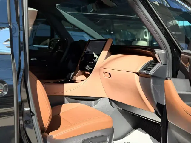 Toyota Alphard — Фото автомобиля 10