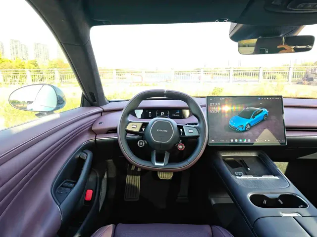 Xiaomi SU7 — Фото автомобиля 10