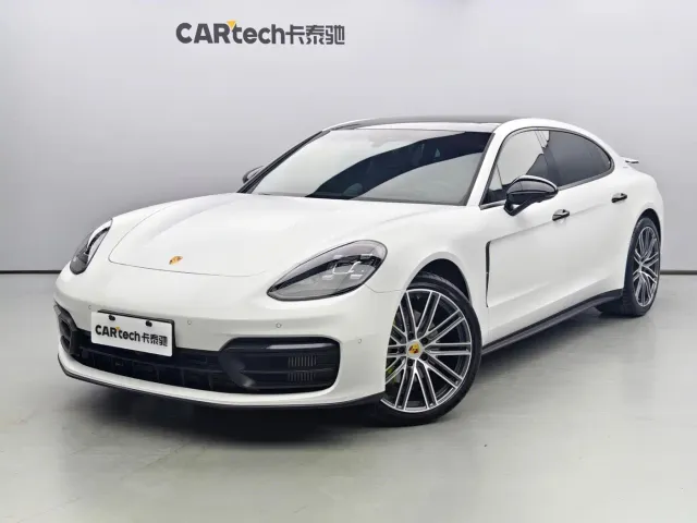Фотография автомобиля — Porsche Panamera