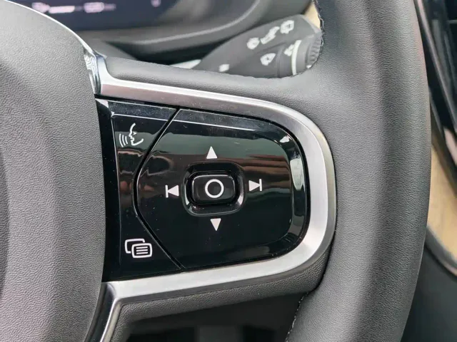 Volvo XC60 — Фото автомобиля 22