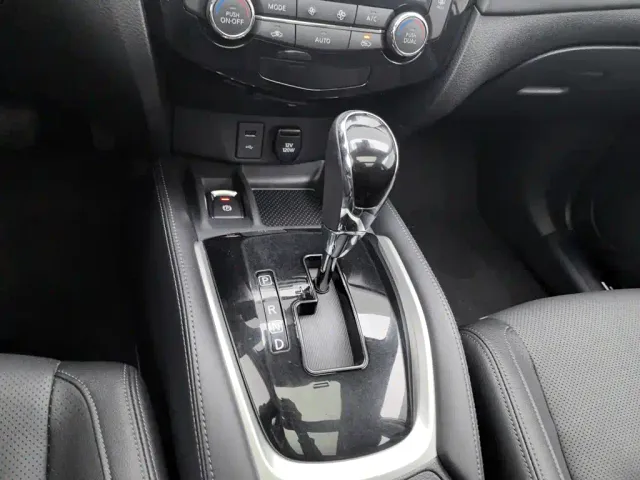 Nissan X-Trail — Фото автомобиля 13