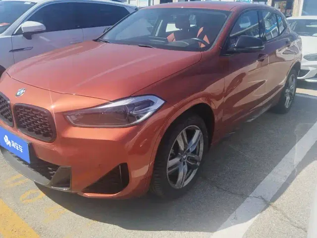 Фотография автомобиля — BMW X2