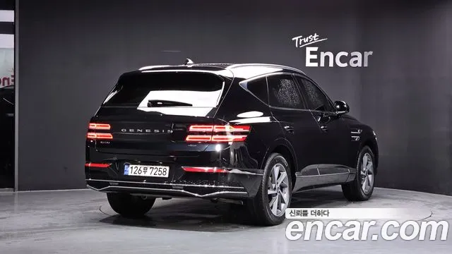 Genesis GV80 2.5T Бензин AWD — Фото автомобиля 2