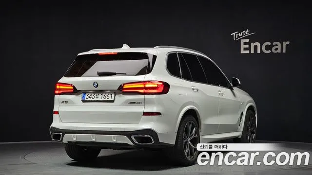 BMW X5 xDrive 40i M Sport — Фото автомобиля 2
