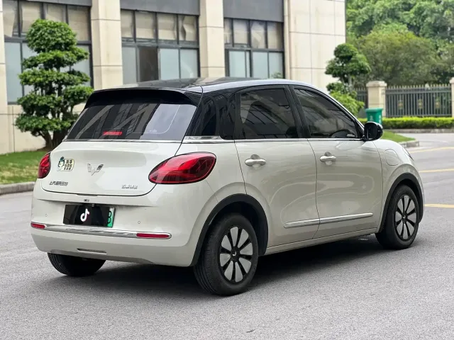 Wuling Bingo — Фото автомобиля 15