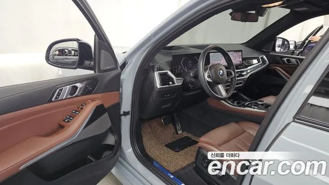 BMW X5 xDrive 40i M Sport — Фото автомобиля 10