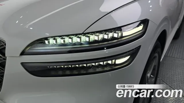 Genesis GV70 2.5T Бензин 2WD — Фото автомобиля 21
