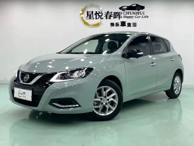 Фотография автомобиля — Nissan Tiida