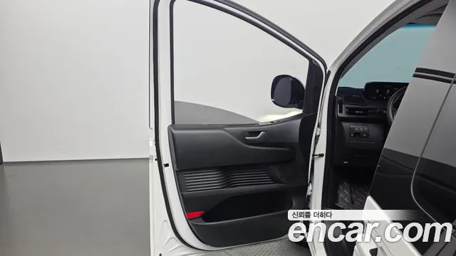 Hyundai Staria — Фото автомобиля 13