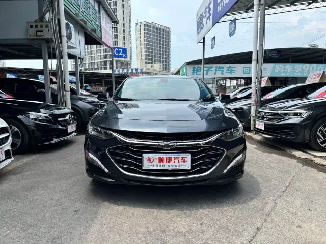 Chevrolet Malibu XL — Фото автомобиля 2