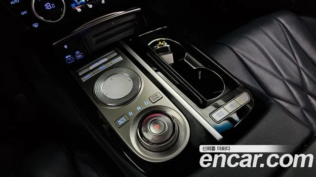 Genesis G80 Бензин 3.5 турбо AWD — Фото автомобиля 9